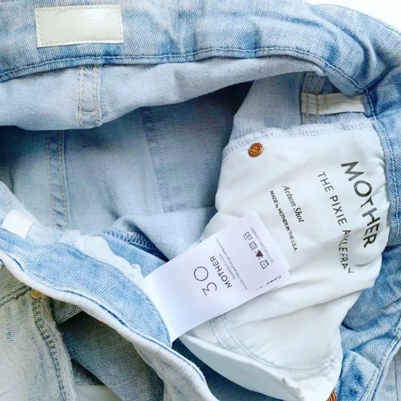 MOTHER The Pixie Ankle in Action Shot! Retail $278 - Picture 4 of 7